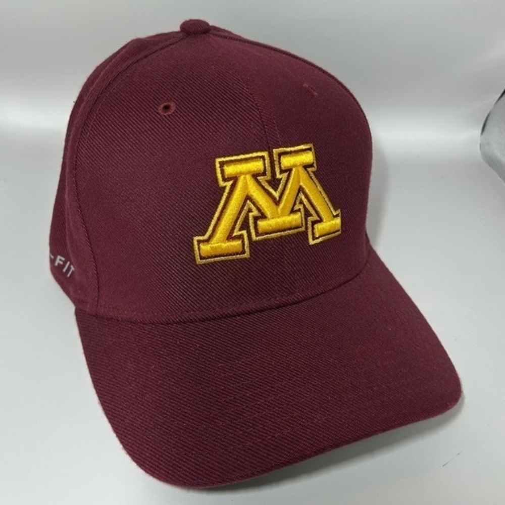 Minnesota Gophers ball cap.  One size fits all. Dri-fit.